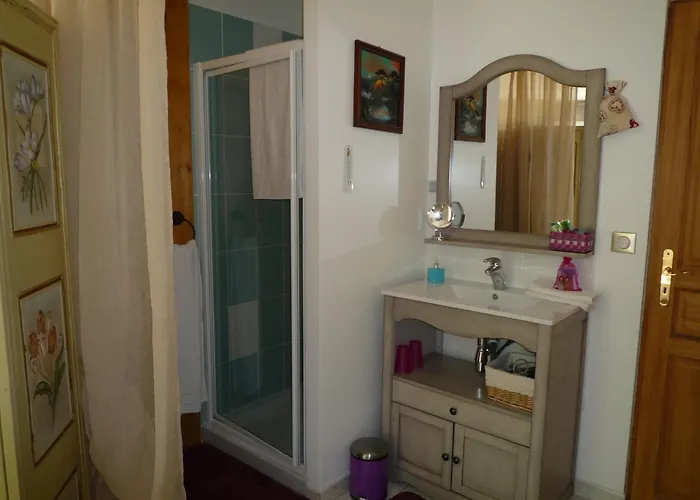 Le Verger Du Sausset 게스트하우스