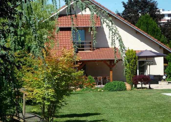 Le Verger Du Sausset 3* ボーヌ